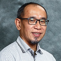 Associate Professor Dr. Edwin ak Mit